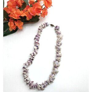 Vintage Handmade Hawaiian Shell Choker Necklace Purple & White Barrel Clasp 15"